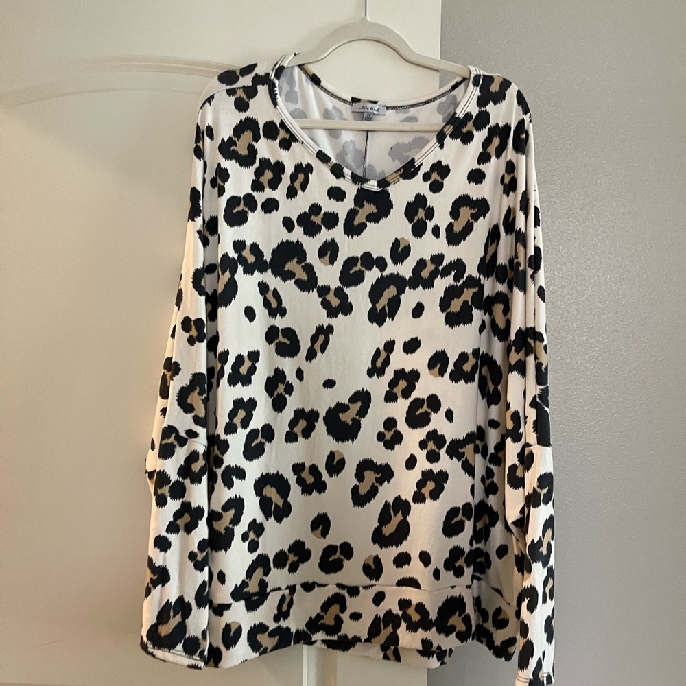 Animal print top